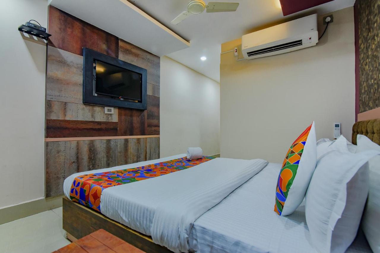 Fabhotel Middleton Desire - Nr Niladri Vihar Square Бхубанешвар Екстериор снимка